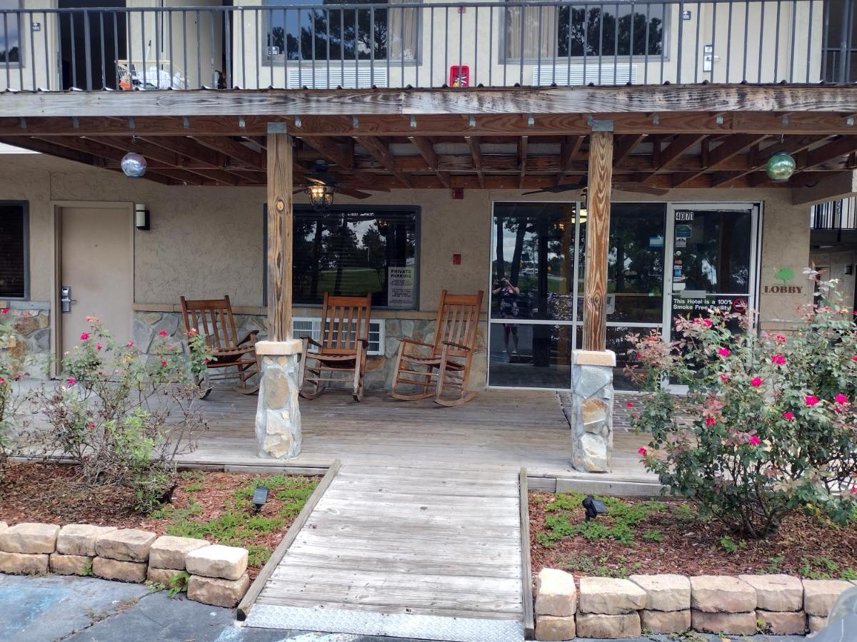 Fairbridge Inn & Suites ريتشموند هيل المظهر الخارجي الصورة