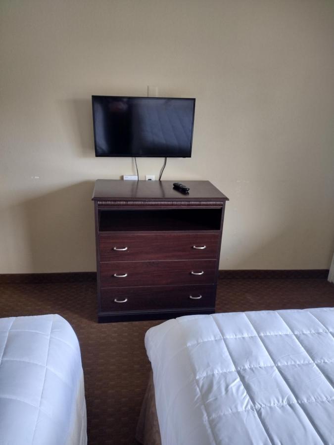 Fairbridge Inn & Suites ريتشموند هيل المظهر الخارجي الصورة